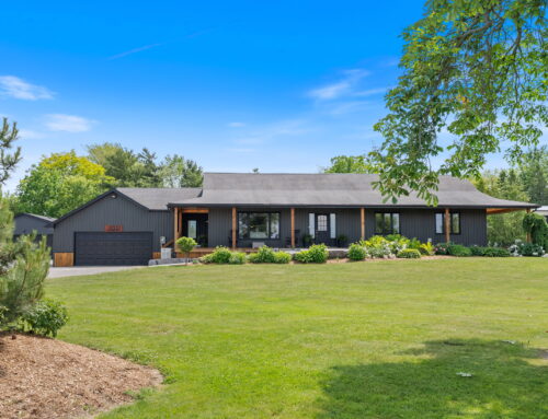 6251 Walkers Rd, Glanbrook